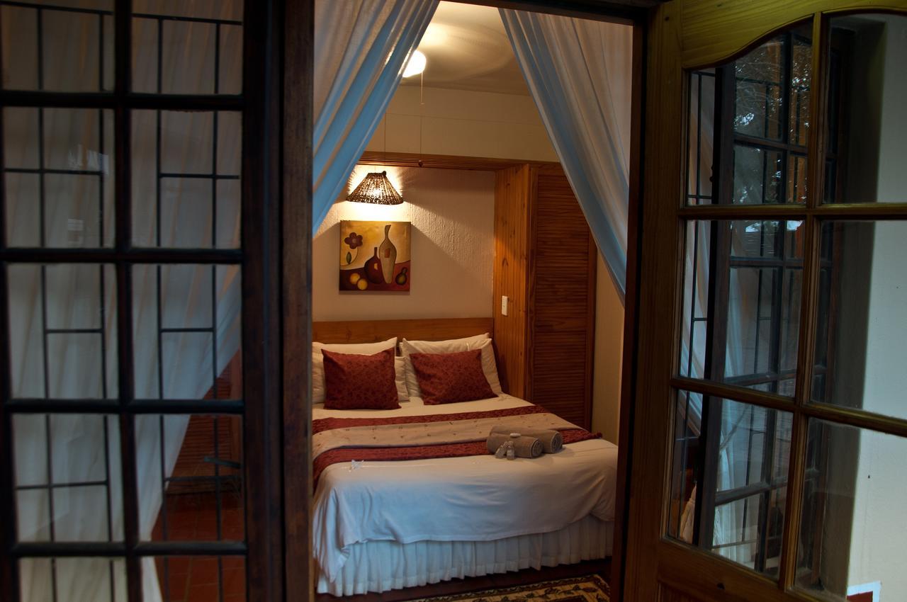 Woodpecker Inn Richards Bay Exterior foto